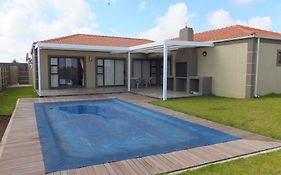 B.R.O.Homes And Villas